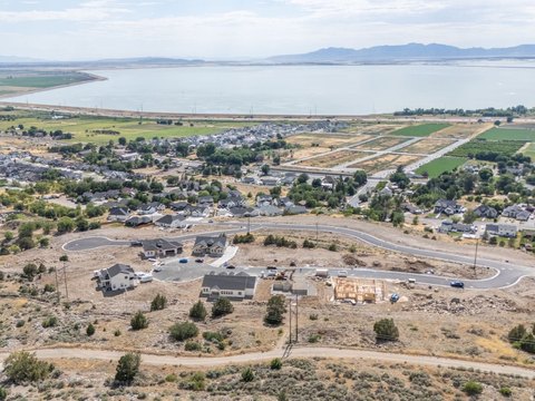 LAND - Willard, UT