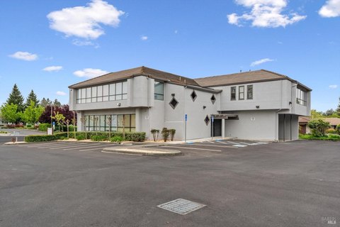 Renovated Office Building in Rohnert