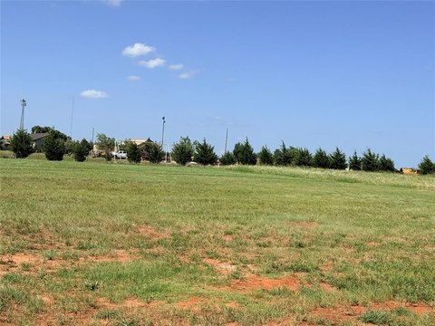 LAND - Edmond, OK