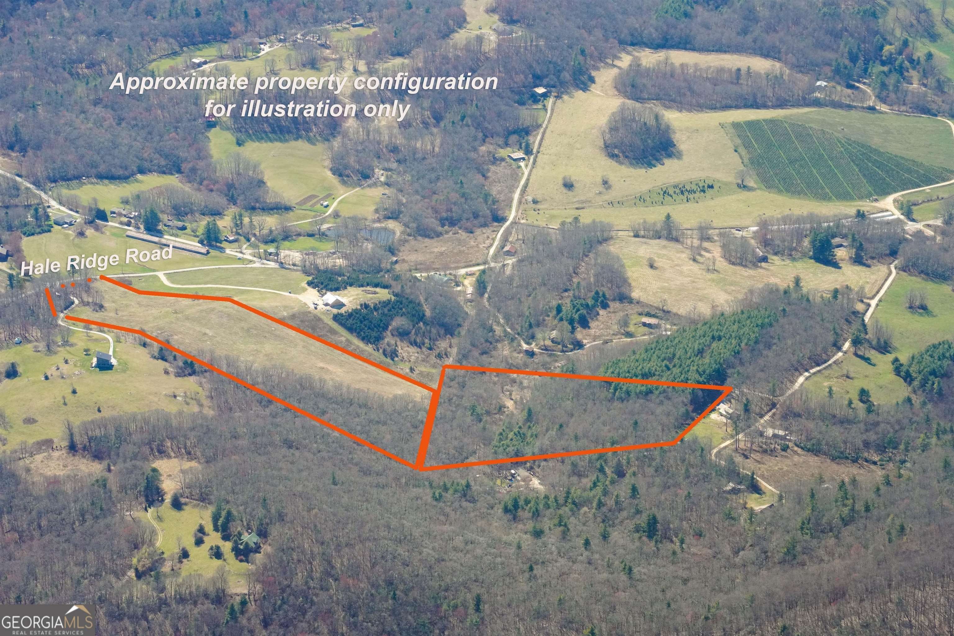Land with Panoramic Mountain Views