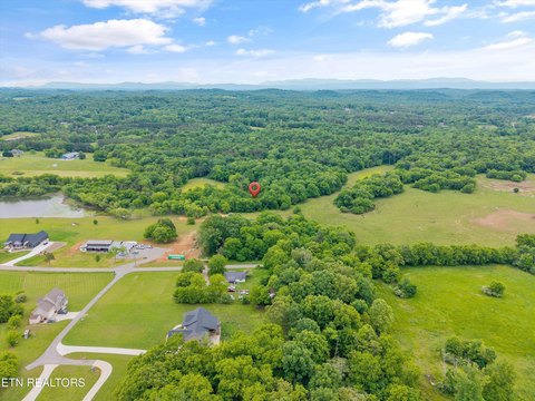 11 Acres in Louisville, TN