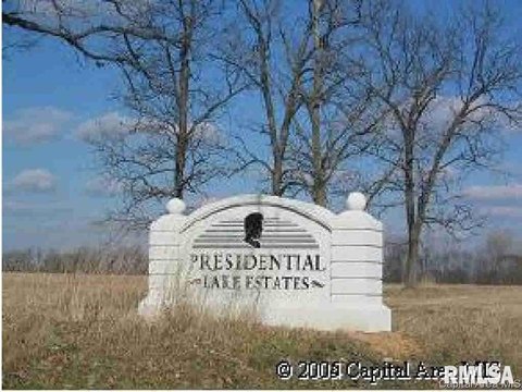 Residential Land in Cantrall, IL