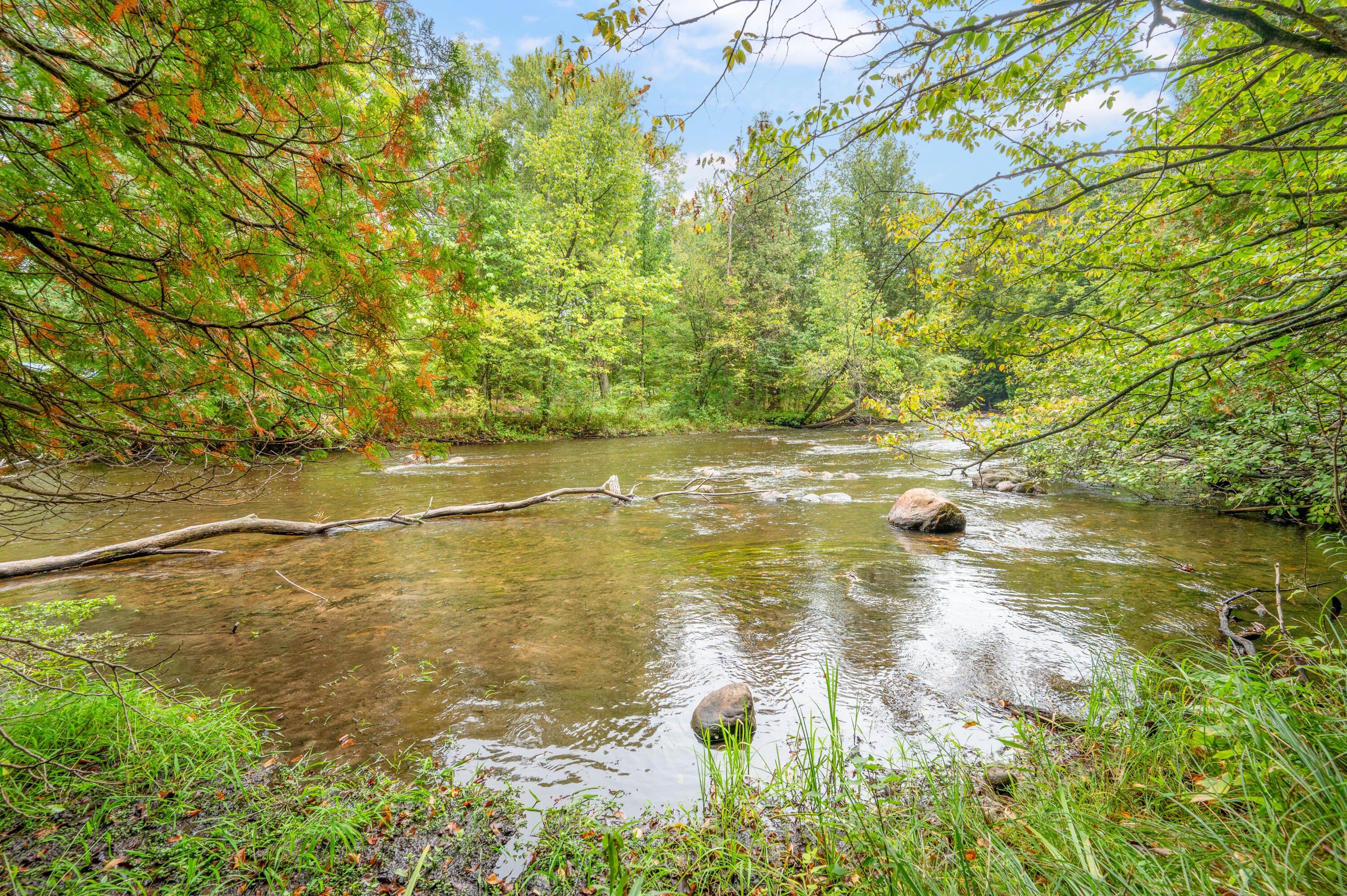 White Cloud Riverfront Land Parcel
