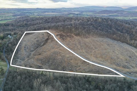Agricultural Land with Mountain Views