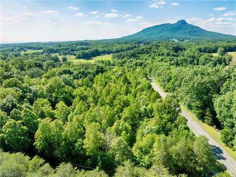 LAND - Pinnacle, NC