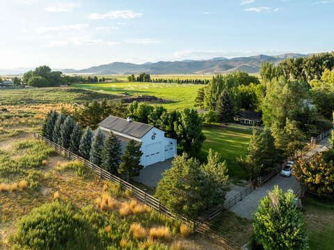 Land, Picabo, ID