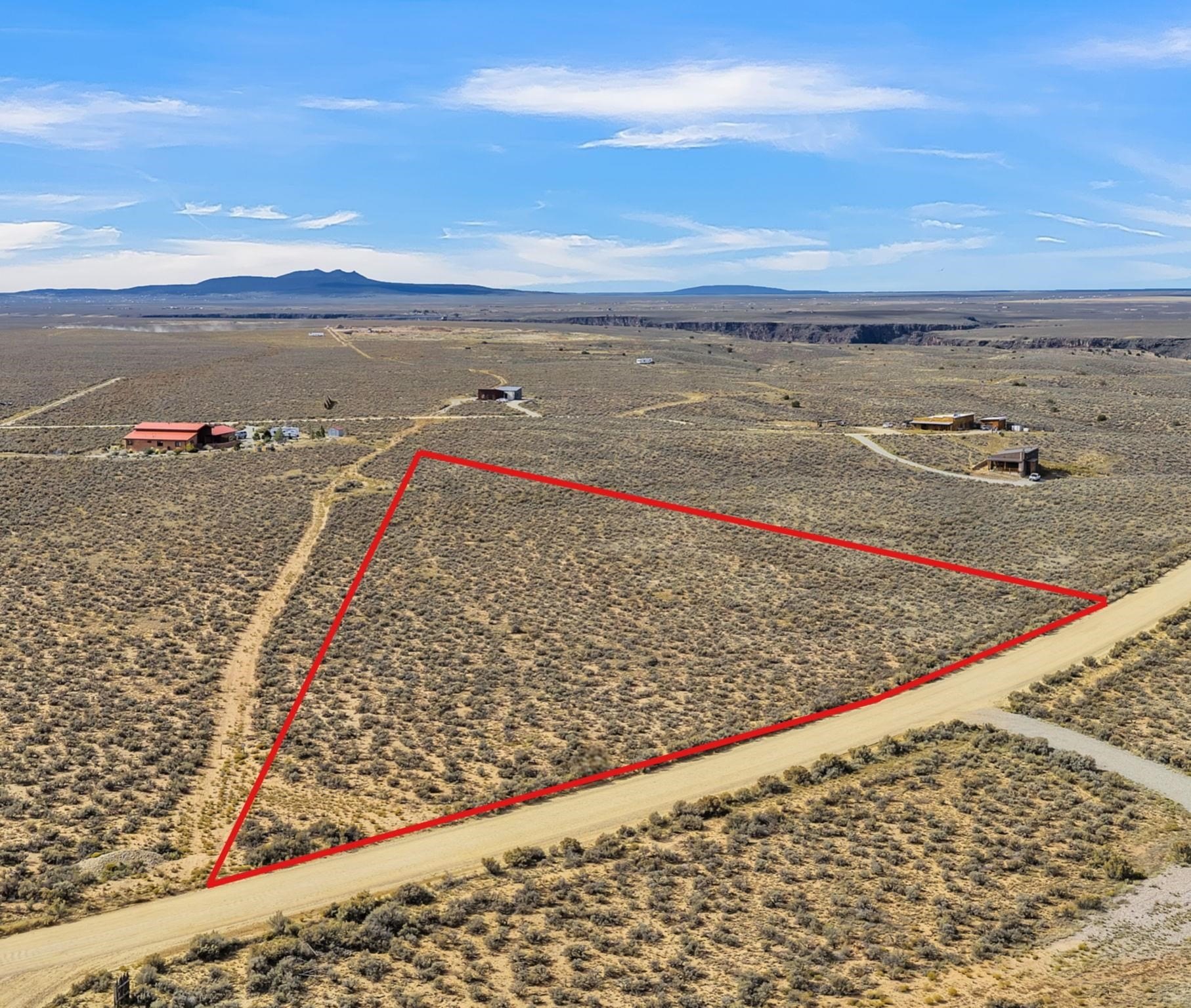 Land in El Prado, NM