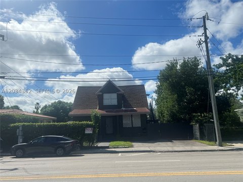 Zoned T4-R Multifamily Property