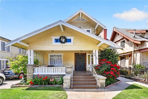 Duplex with LAR3 Zoning