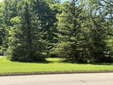 LAND - Marshall, MI
