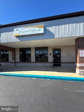 Storefront in White Plains, MD