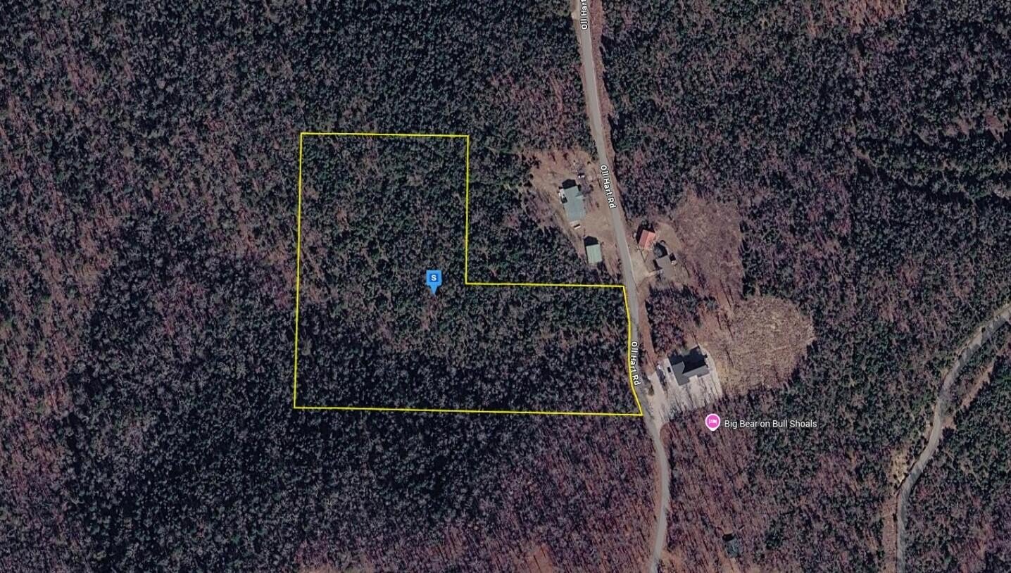 Land in Quiet Protem Neighborhood