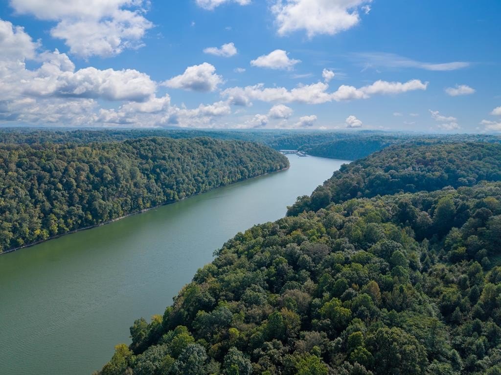 Residential Land in Smithville, TN
