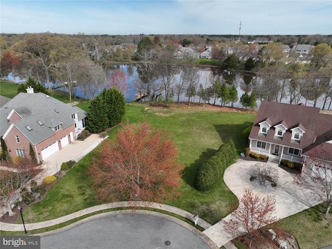 Waterfront Lot in Easton Club