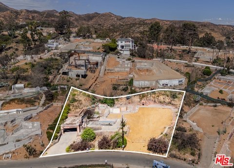 Land, Pacific Palisades, CA