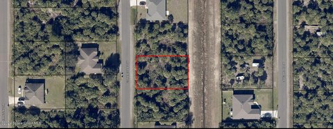 Land in Growing Palm Bay