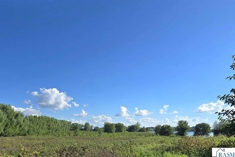 Lakefront Land on Lake Hanska