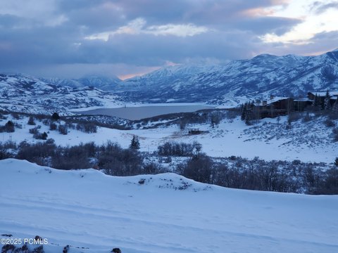 Land in Golden Eagle Community