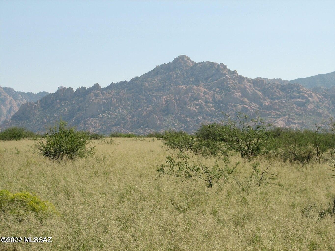 Land with Panoramic Mountain Views