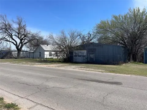 Prime Chickasha Commercial Lot