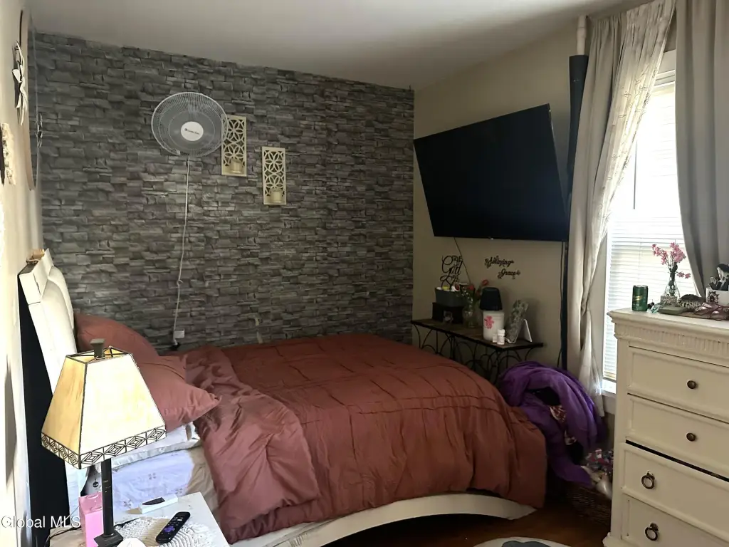 Picture 18
