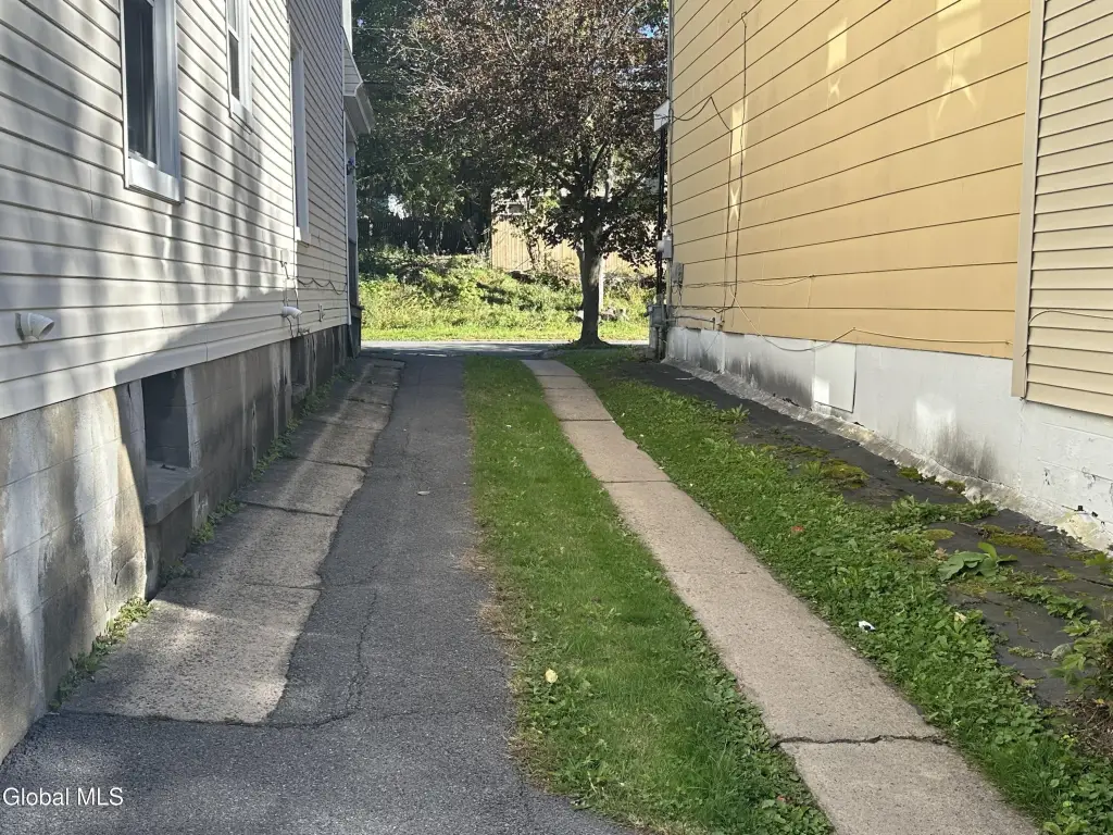 Picture 6