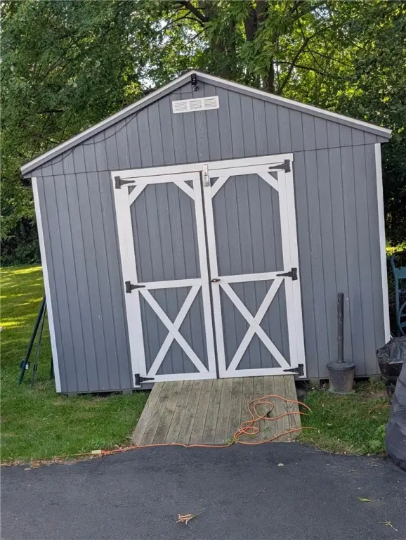 Picture 16