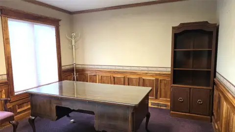 Executive Office Suite