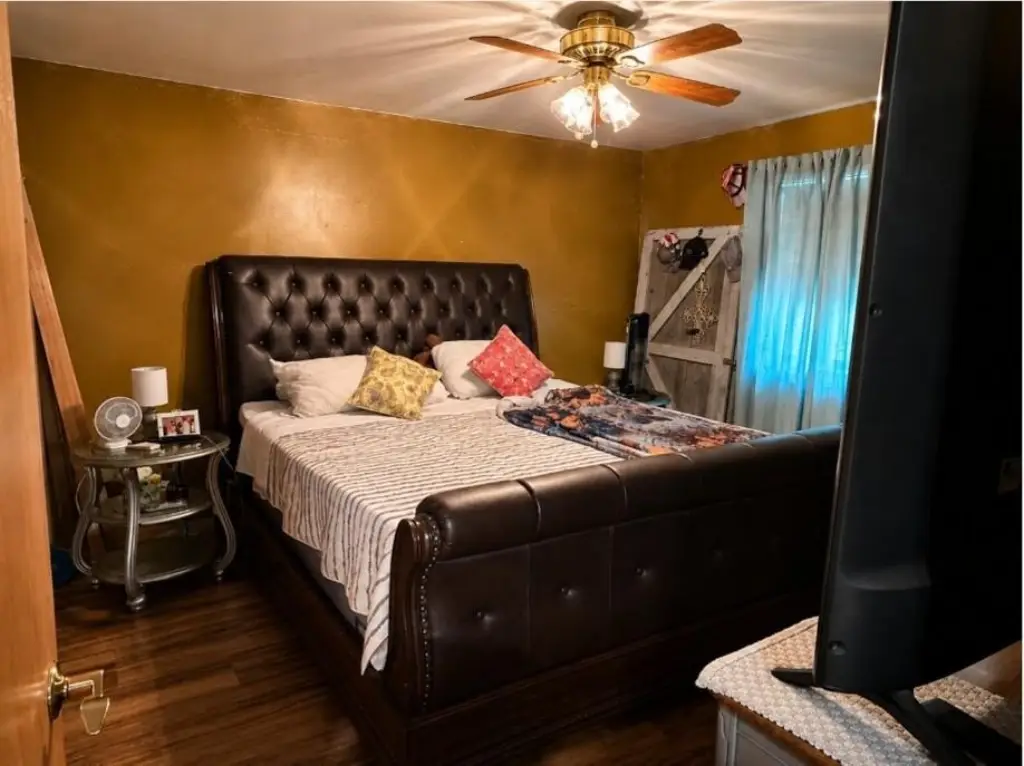 Picture 8