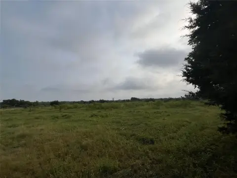 45 Acres of Land in Mexia