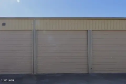 Luxury Storage Unit for Lease