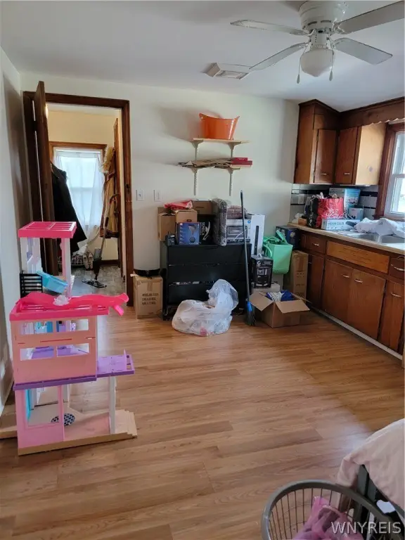 Picture 9