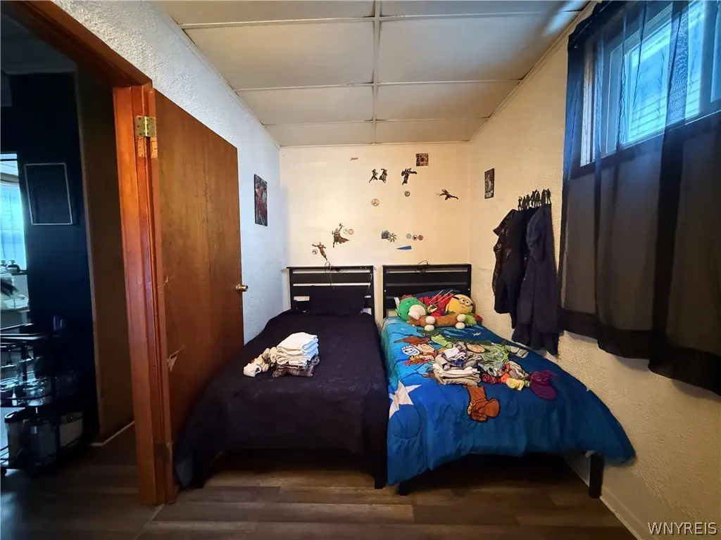 Picture 6
