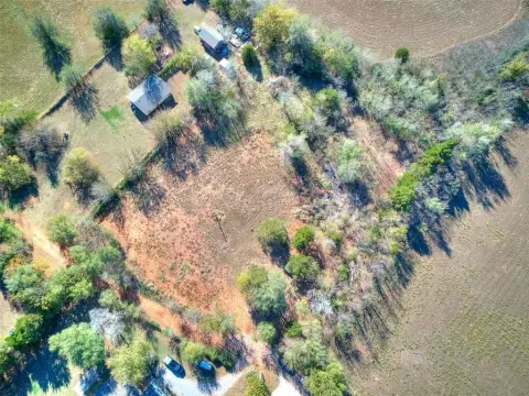 Residential Land in Mustang, OK