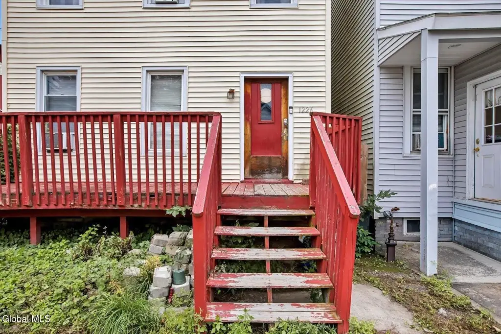 Picture 4