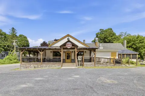Renovated Mixed-Use Property