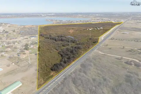 Lakeside City Acreage Opportunity