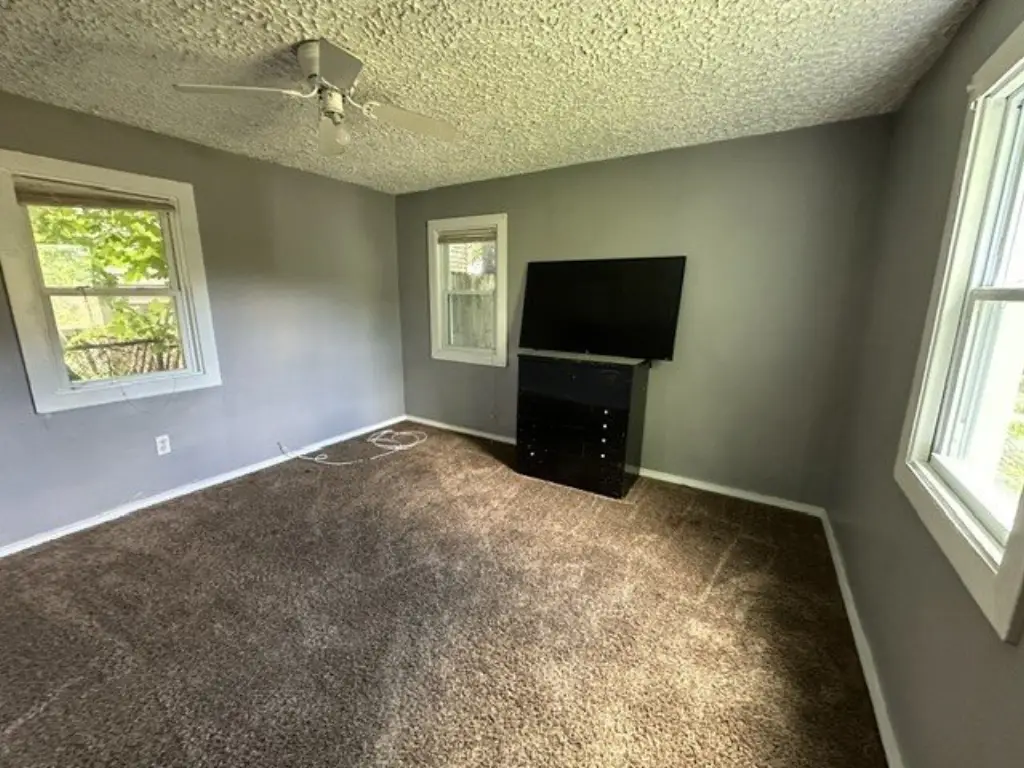Picture 9