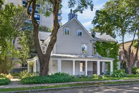 Heritage Duplex with Courtyard