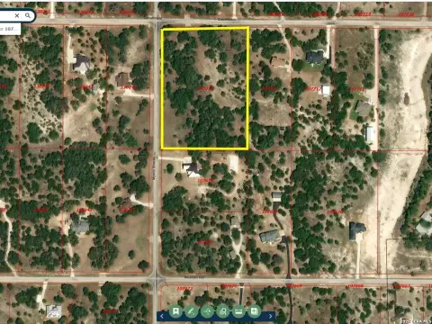 6 Acres in Mystic Shores