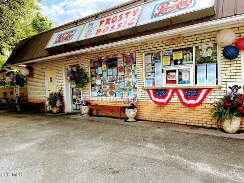 Turnkey Restaurant in Prime Location