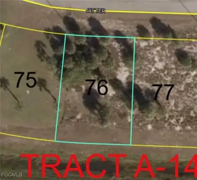 Vacant Lot Near LaBelle