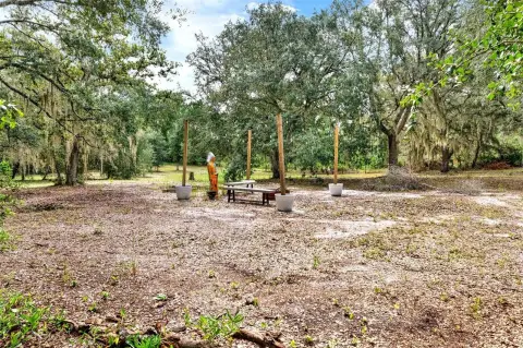 Spacious Residential Acreage in EUSTIS