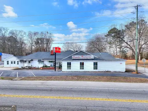 Monroe Restaurant Opportunity on Corner