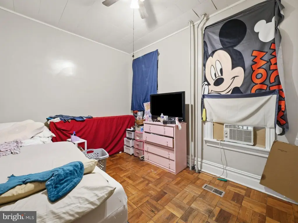 Picture 7