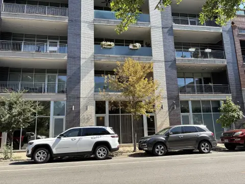 Commercial Condo on California Avenue