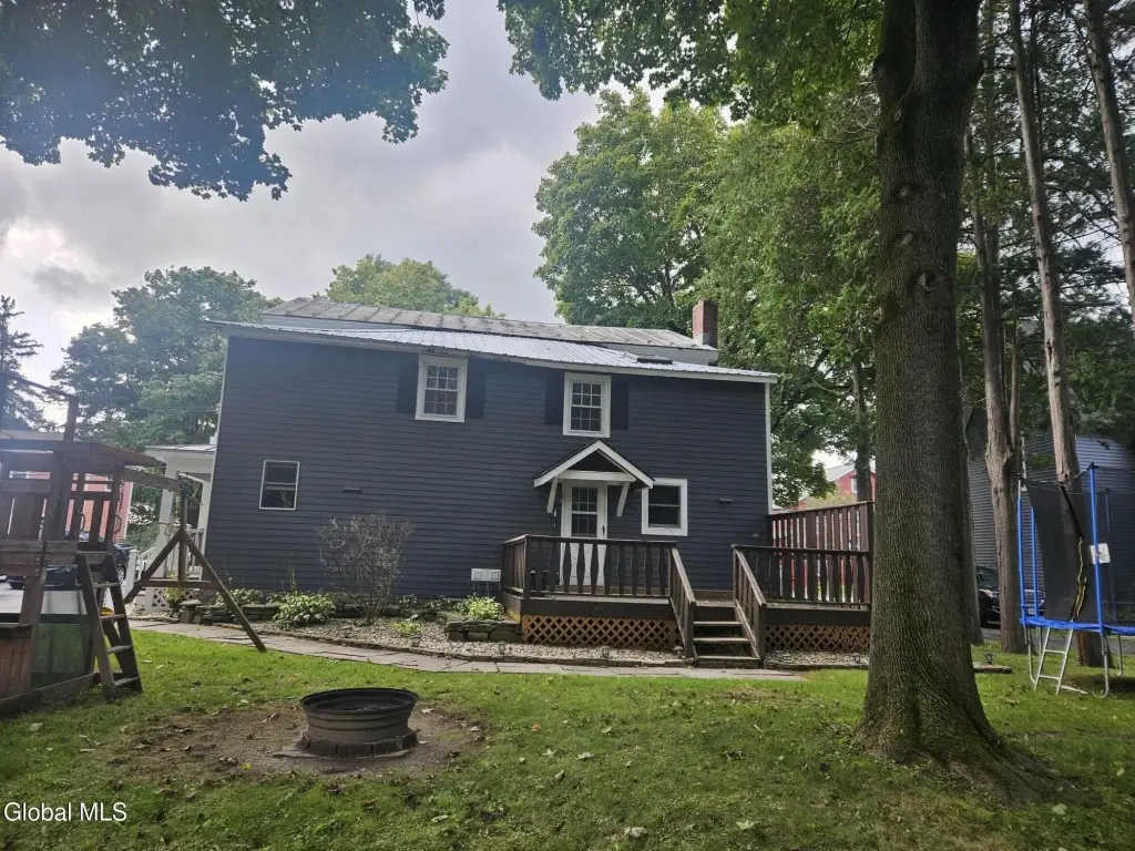 Picture 4