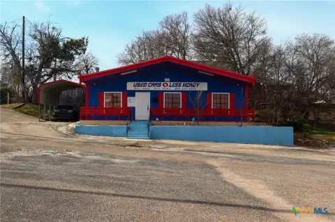 High-Exposure Corner Lot in Killeen