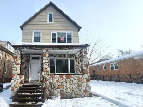 Pullman Historic Neighborhood Two-Flat