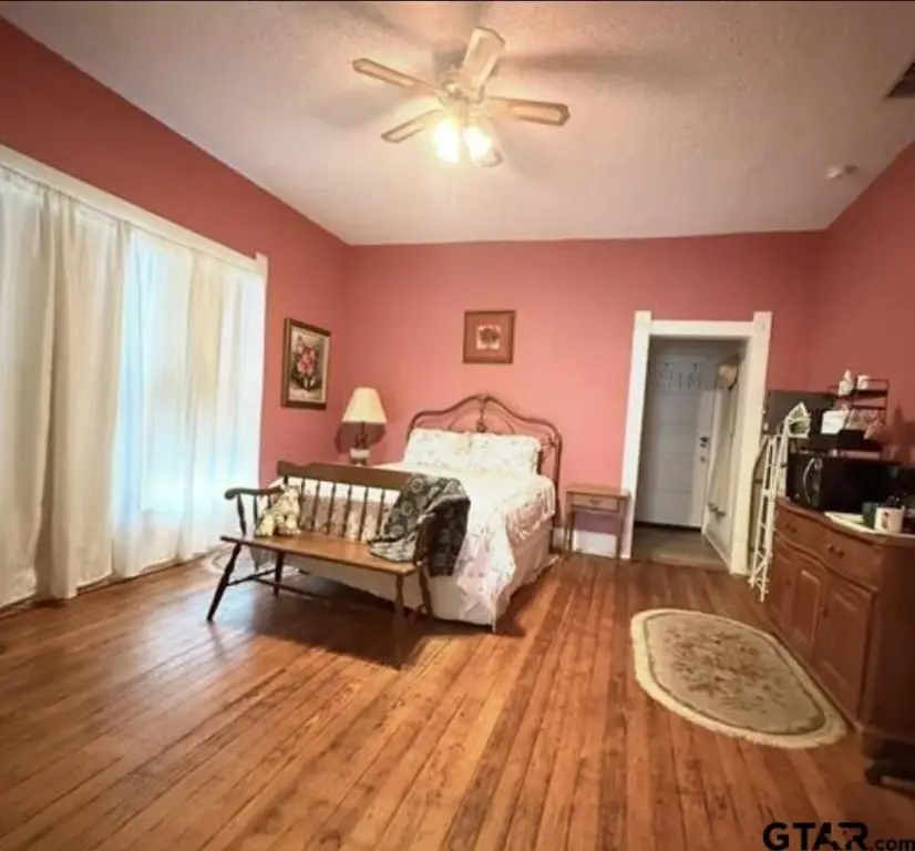 Picture 9